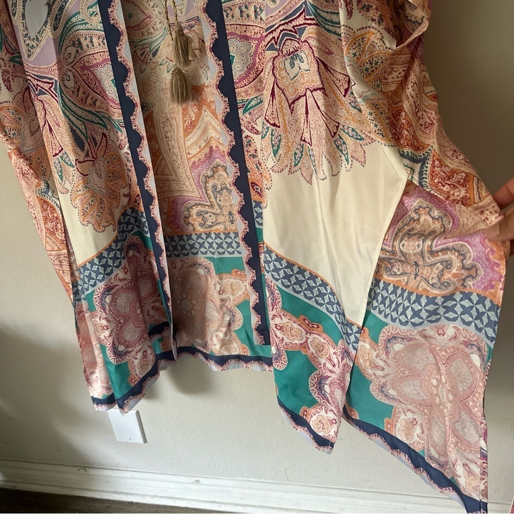 Chico's Medallion-Print Boho 100% Silk Ruana Wrap Beach Cover Up Tassel Tie S/M - Picture 12 of 14